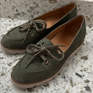 Vionic Forest Green Lace-Up Loafers